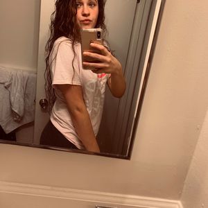 Meet your Posher, Halie